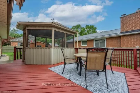 69 Glendale Drive Tillsonburg ON N4G 1J6