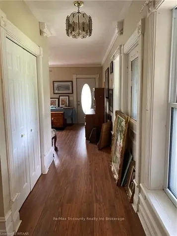 209 Main Street E Norwich ON N0J 1R0