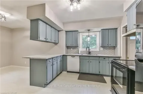 3 Brunswick Avenue London ON N6G 3K4