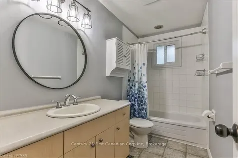 3 Brunswick Avenue London ON N6G 3K4