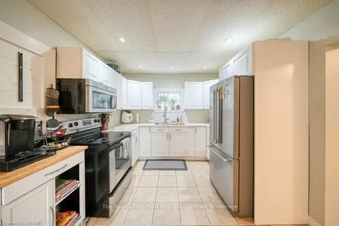 35 Pearl Street Tillsonburg ON N4G 1L2