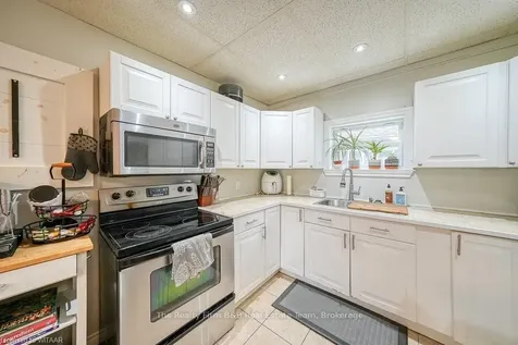 35 Pearl Street Tillsonburg ON N4G 1L2