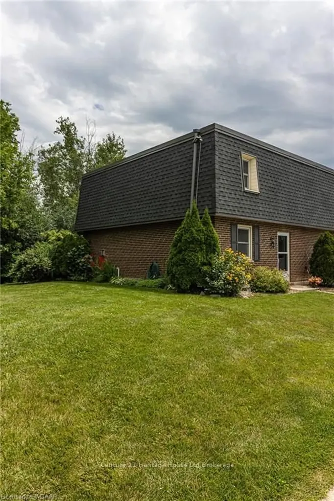 598 Durham Crescent Woodstock ON N4S 5X3