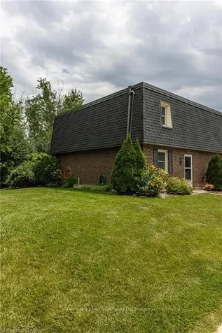 598 Durham Crescent Woodstock ON N4S 5X3