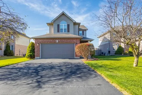 7 Primrose Drive Tillsonburg ON N4G 5S8