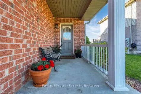 7 Primrose Drive Tillsonburg ON N4G 5S8