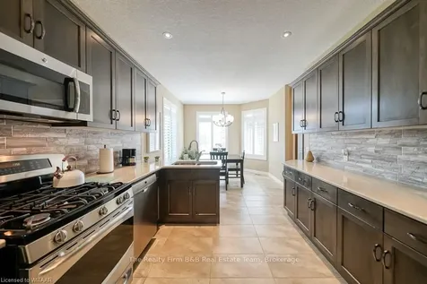 247 Munnoch Boulevard N/a Woodstock ON N4T 0K2