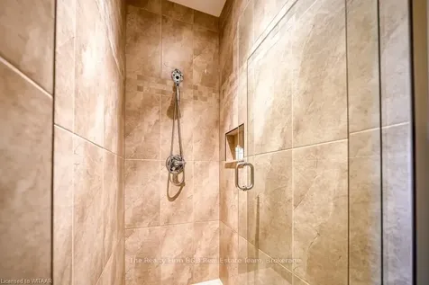 247 Munnoch Boulevard N/a Woodstock ON N4T 0K2