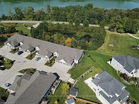 247 Munnoch Boulevard N/a Woodstock ON N4T 0K2