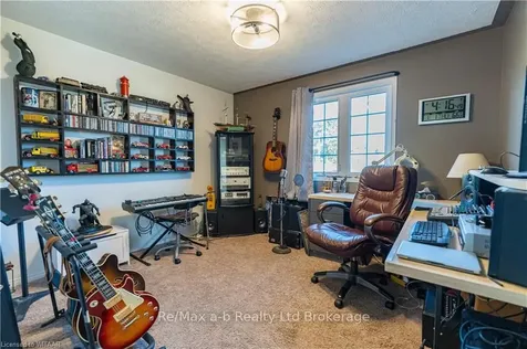 39 Beech Boulevard Tillsonburg ON N4G 5R8