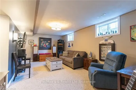 39 Beech Boulevard Tillsonburg ON N4G 5R8