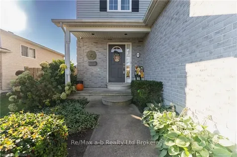 39 Beech Boulevard Tillsonburg ON N4G 5R8