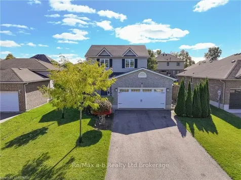 39 Beech Boulevard Tillsonburg ON N4G 5R8