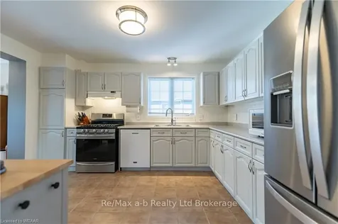 39 Beech Boulevard Tillsonburg ON N4G 5R8