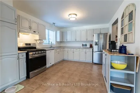 39 Beech Boulevard Tillsonburg ON N4G 5R8