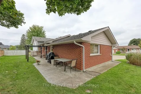 1094 Sovereign Road Woodstock ON N4S 5P4