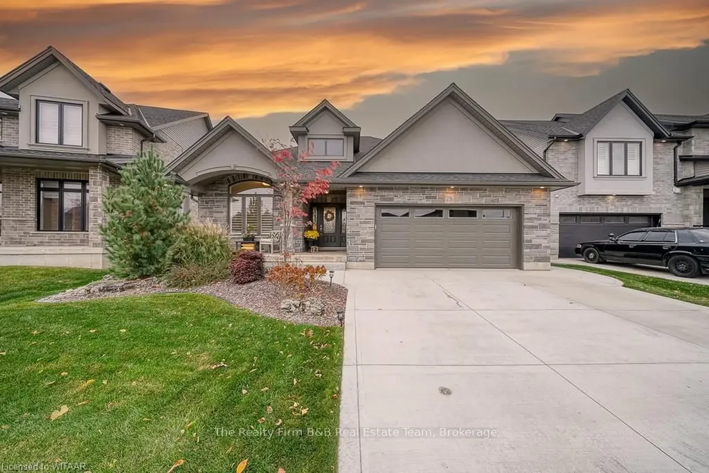 236 Tamarack Boulevard N/a Woodstock ON N4S 0E1