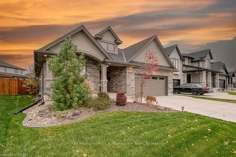 236 Tamarack Boulevard N/a Woodstock ON N4S 0E1
