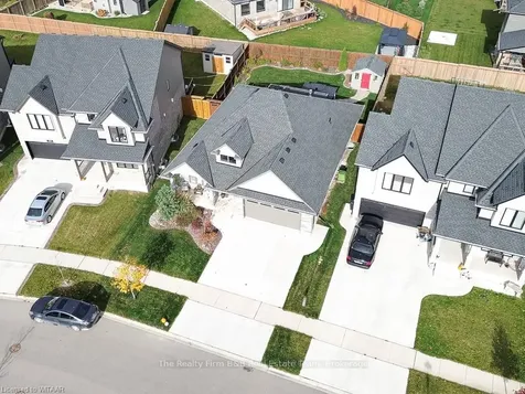 236 Tamarack Boulevard N/a Woodstock ON N4S 0E1
