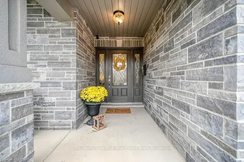 236 Tamarack Boulevard N/a Woodstock ON N4S 0E1