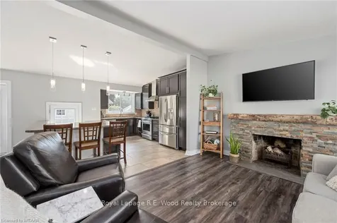 67 Dennis Avenue London ON N6P 1B5