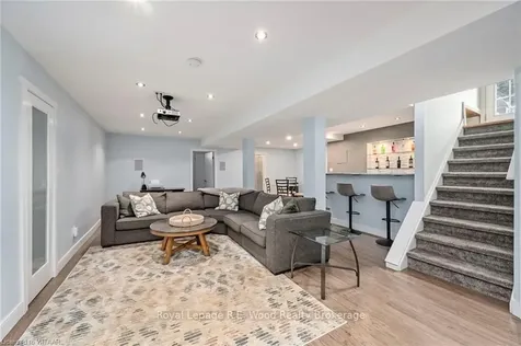 67 Dennis Avenue London ON N6P 1B5