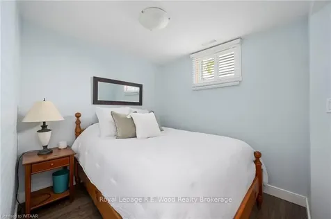 67 Dennis Avenue London ON N6P 1B5