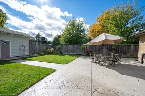 67 Dennis Avenue London ON N6P 1B5