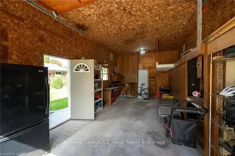 67 Dennis Avenue London ON N6P 1B5
