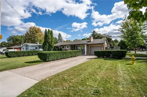 67 Dennis Avenue London ON N6P 1B5