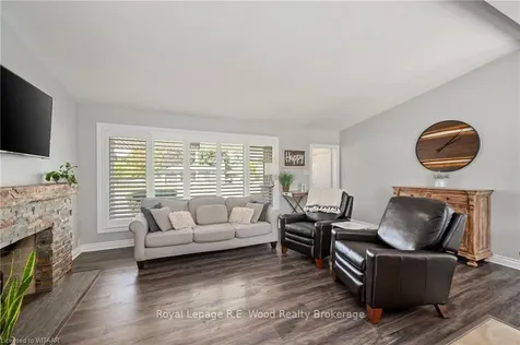 67 Dennis Avenue London ON N6P 1B5