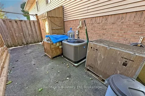 1051 Pearson Drive Woodstock ON N4S 8V1