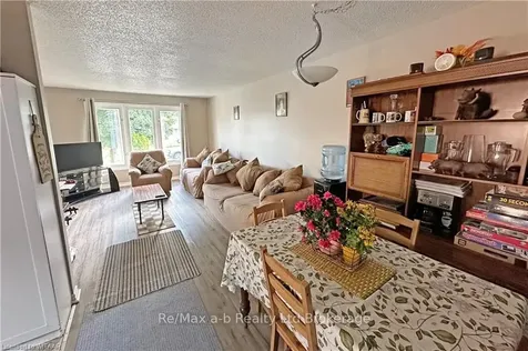 1051 Pearson Drive Woodstock ON N4S 8V1