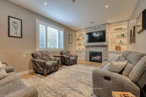 10 Hillside Road Ingersoll ON N5C 4B5