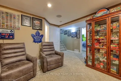 10 Hillside Road Ingersoll ON N5C 4B5