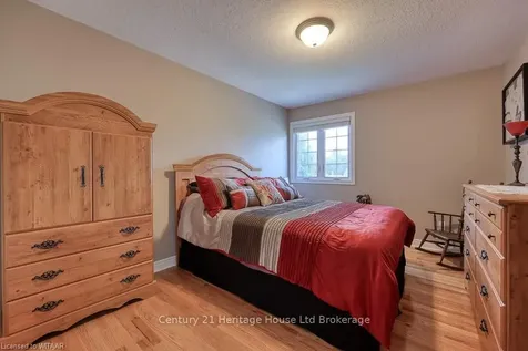 10 Hillside Road Ingersoll ON N5C 4B5