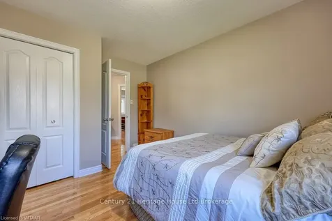 10 Hillside Road Ingersoll ON N5C 4B5