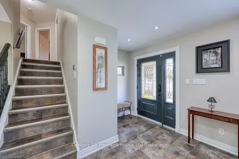 10 Hillside Road Ingersoll ON N5C 4B5