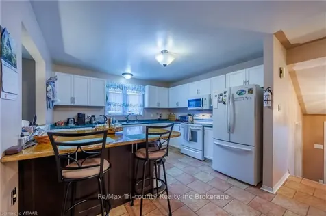 80 Beckett Boulevard Tillsonburg ON N4G 5N3