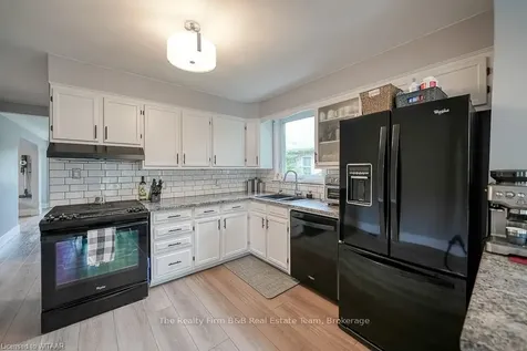 234 Sydenham Street Woodstock ON N4S 7B9