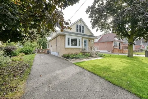 234 Sydenham Street Woodstock ON N4S 7B9