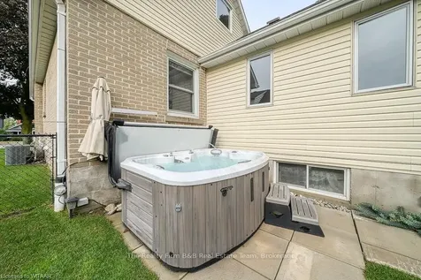 234 Sydenham Street Woodstock ON N4S 7B9