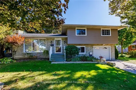 4 Camdon Court Tillsonburg ON N4G 4B3