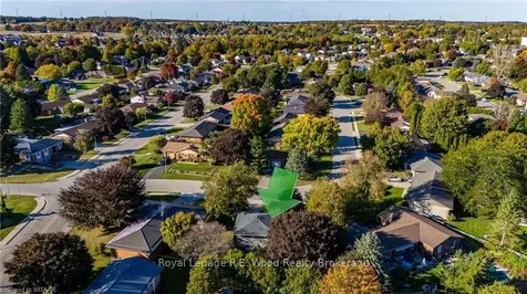4 Camdon Court Tillsonburg ON N4G 4B3
