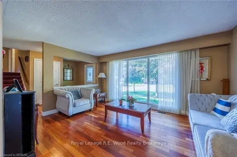 4 Camdon Court Tillsonburg ON N4G 4B3