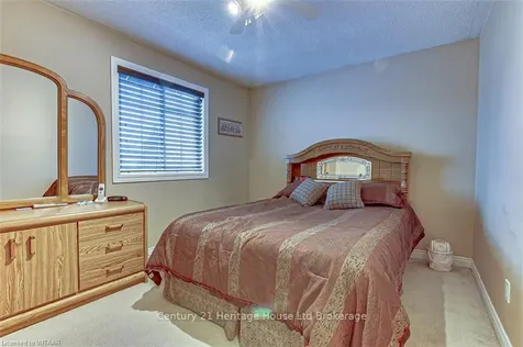 6 Seneca Place Woodstock ON N4T 1R4