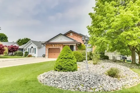 6 Seneca Place Woodstock ON N4T 1R4