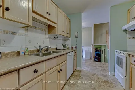6 Seneca Place Woodstock ON N4T 1R4