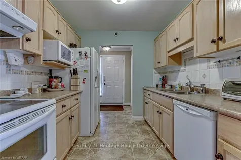 6 Seneca Place Woodstock ON N4T 1R4