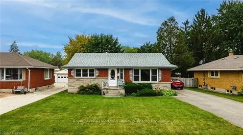 157 Woods Street Stratford ON N5A 1M3